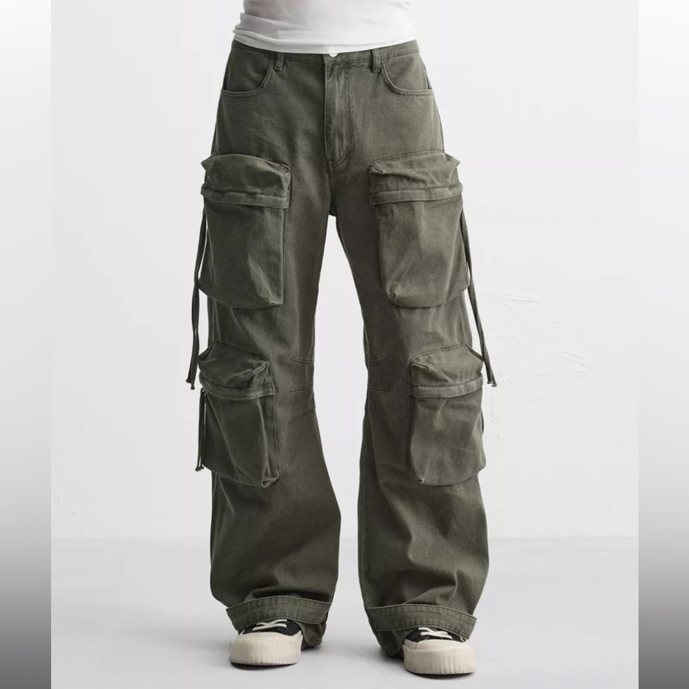 Olive Cargo Pants with Multiple Pockets